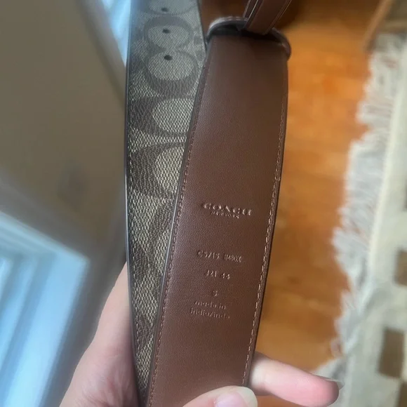 NWOT Coach Signature Logo Belt | Size Small - Picture 6 of 8